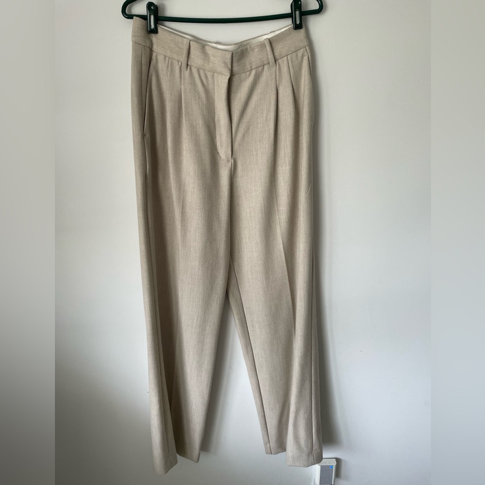 Aritzia Wilfred Effortless Pant Khaki